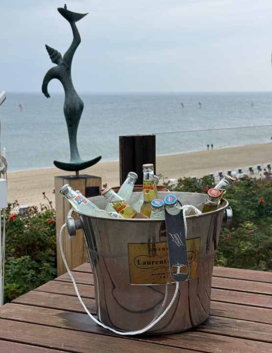 Party mit einer großen Auswahl von Partner Salitos und Blick aufs Renn-Geschehen beim Windsurf Worldcup Sylt