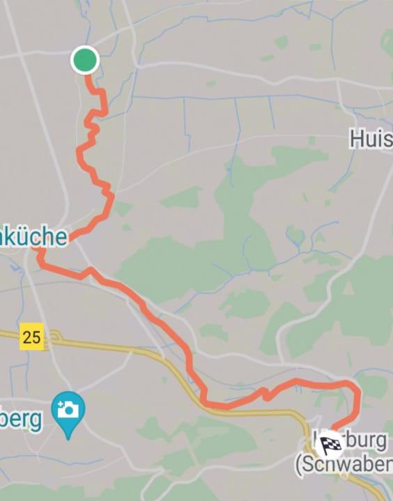 The Wörnitz meanders through the landscape between Nördlingen and Donauwörth.