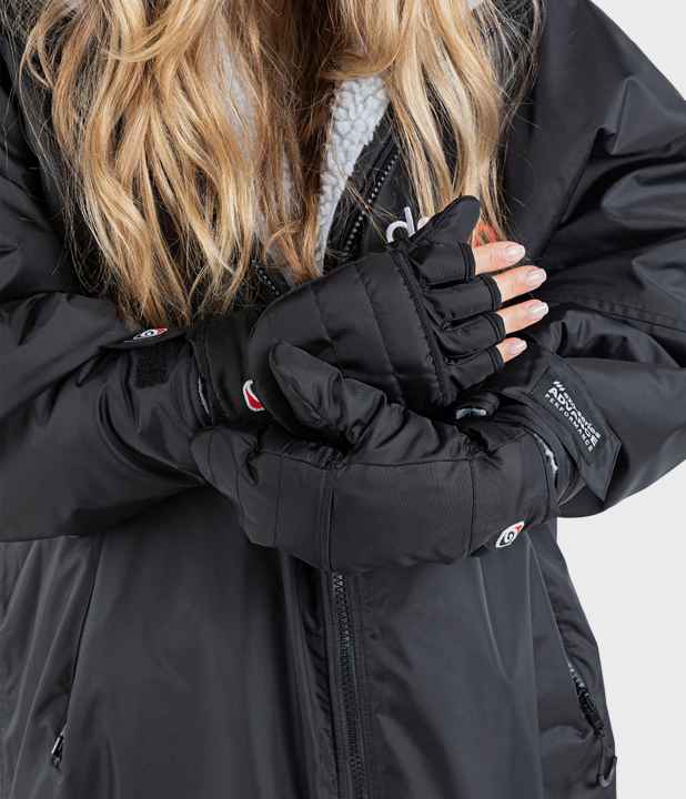 Warm or with fingertip sensitivity, the Thermal Gloves offer both.