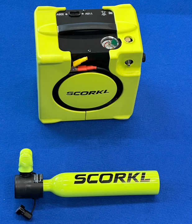 Electric compressor and mini scuba tank from Scorkl