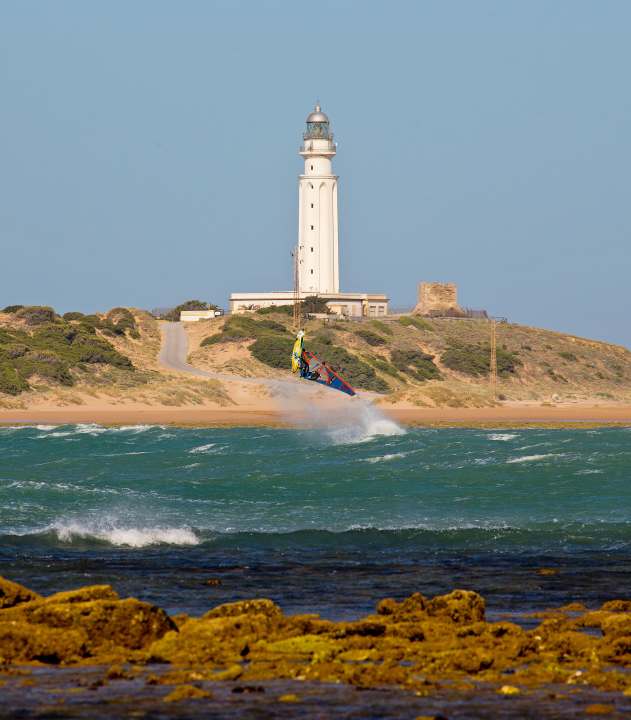 Caños de Meca is the spot where wave surfers from southern Spain meet when the Levante is strong. It is located around an hour's drive north-west of Tarifa.