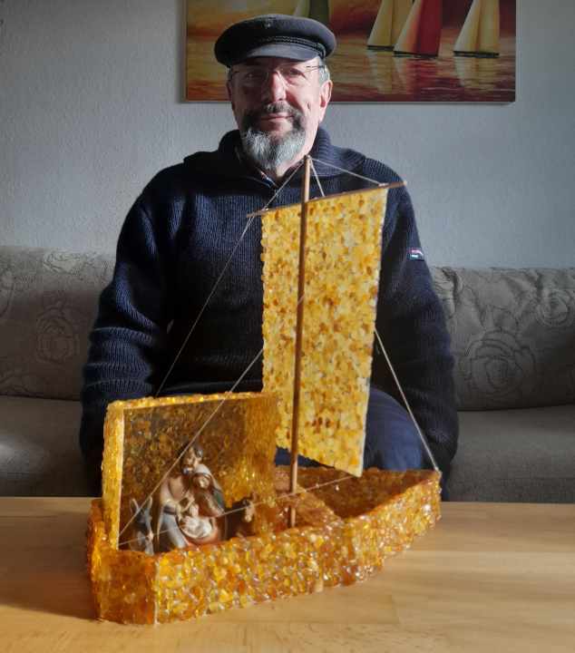Tilgner mit seinem Bernstein-Boot