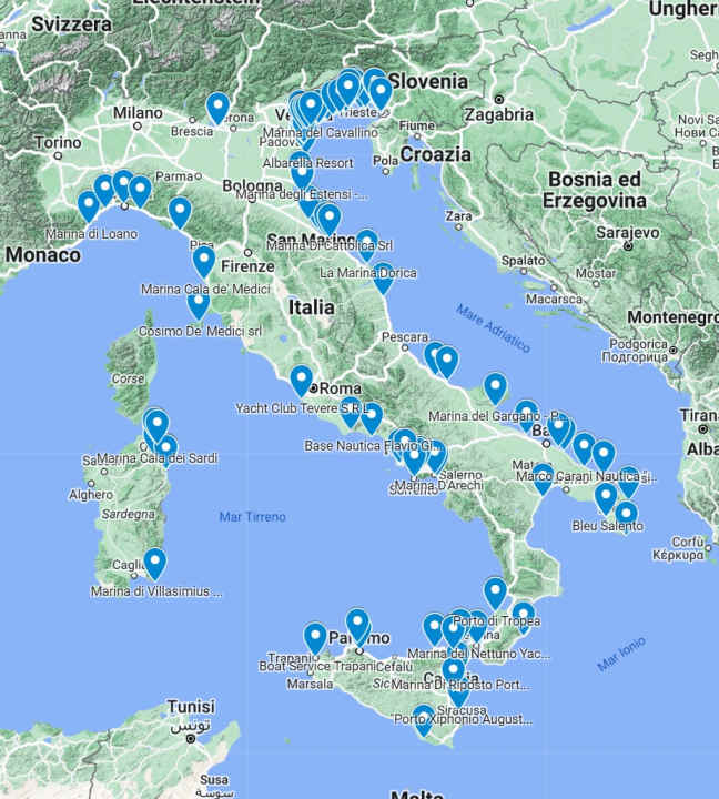 These harbours are managed by the port operator Assomarinas. Loading equipment for pleasure craft is to be installed here