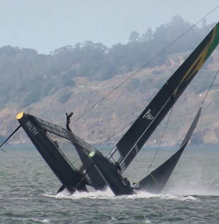 Ahi! Ecco come la F50 australiana si è messa nei guai...