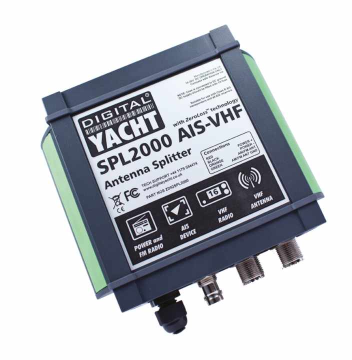   Lo sdoppiatore d'antenna SPL2000 di Digital Yacht consente il funzionamento in parallelo di transponder AIS, radio VHF e radio