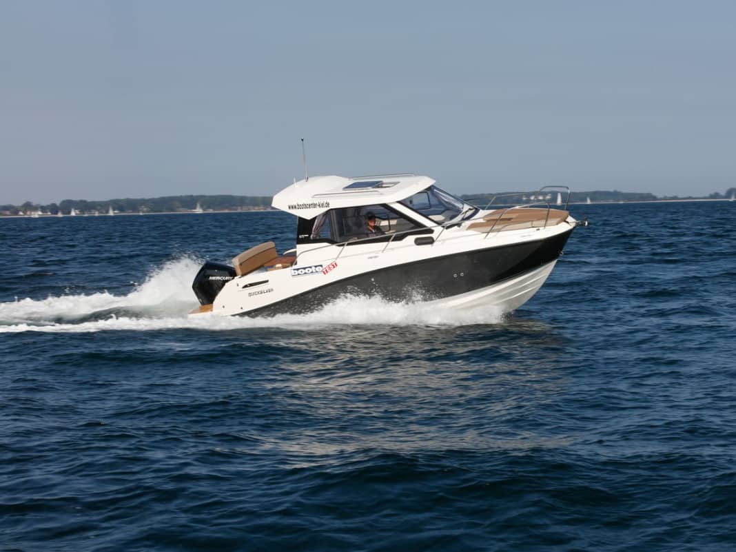 Kajütboot - Quicksilver Activ 675 Weekend
