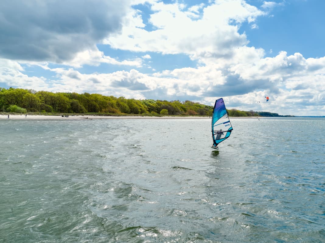 Eckernförder Bucht – die besten Windsurf-Spots im Überblick