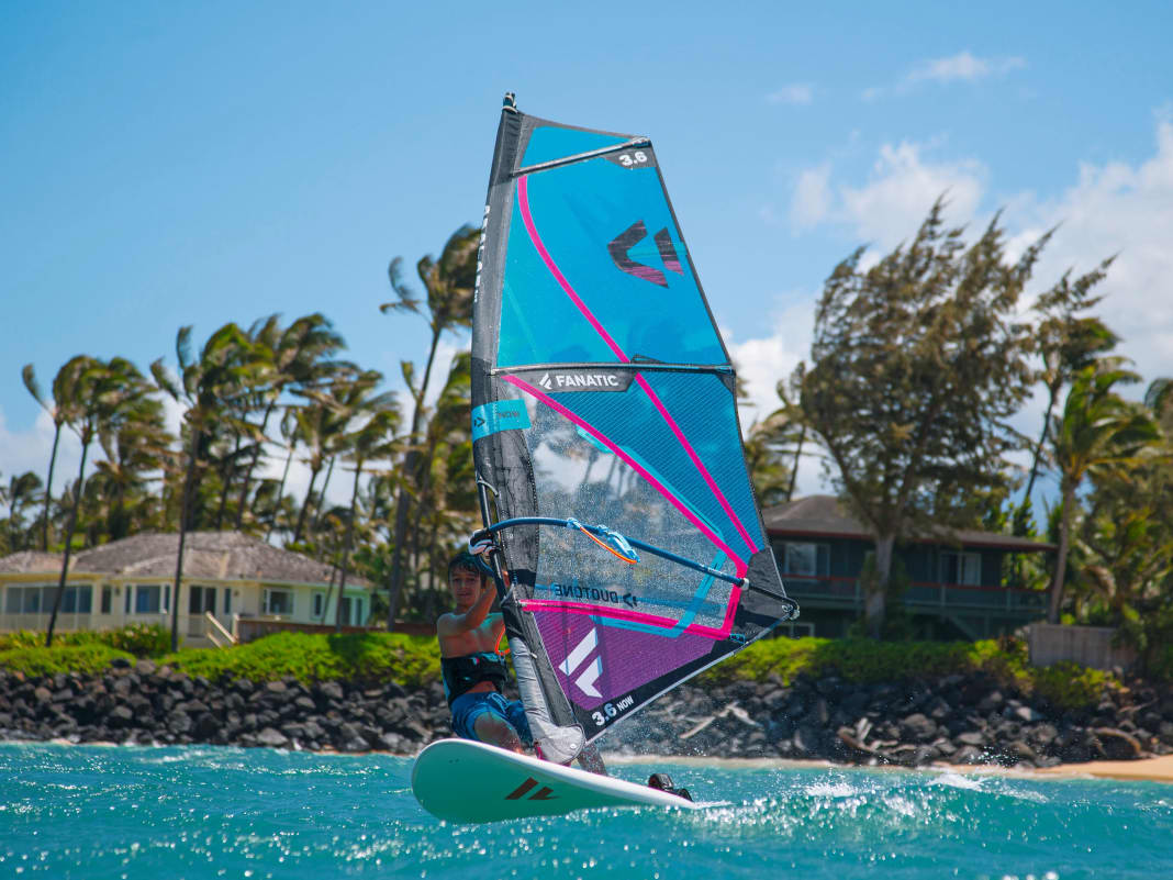 Windsurf-Kindersegel – so findest du das richtige Rigg für den Nachwuchs