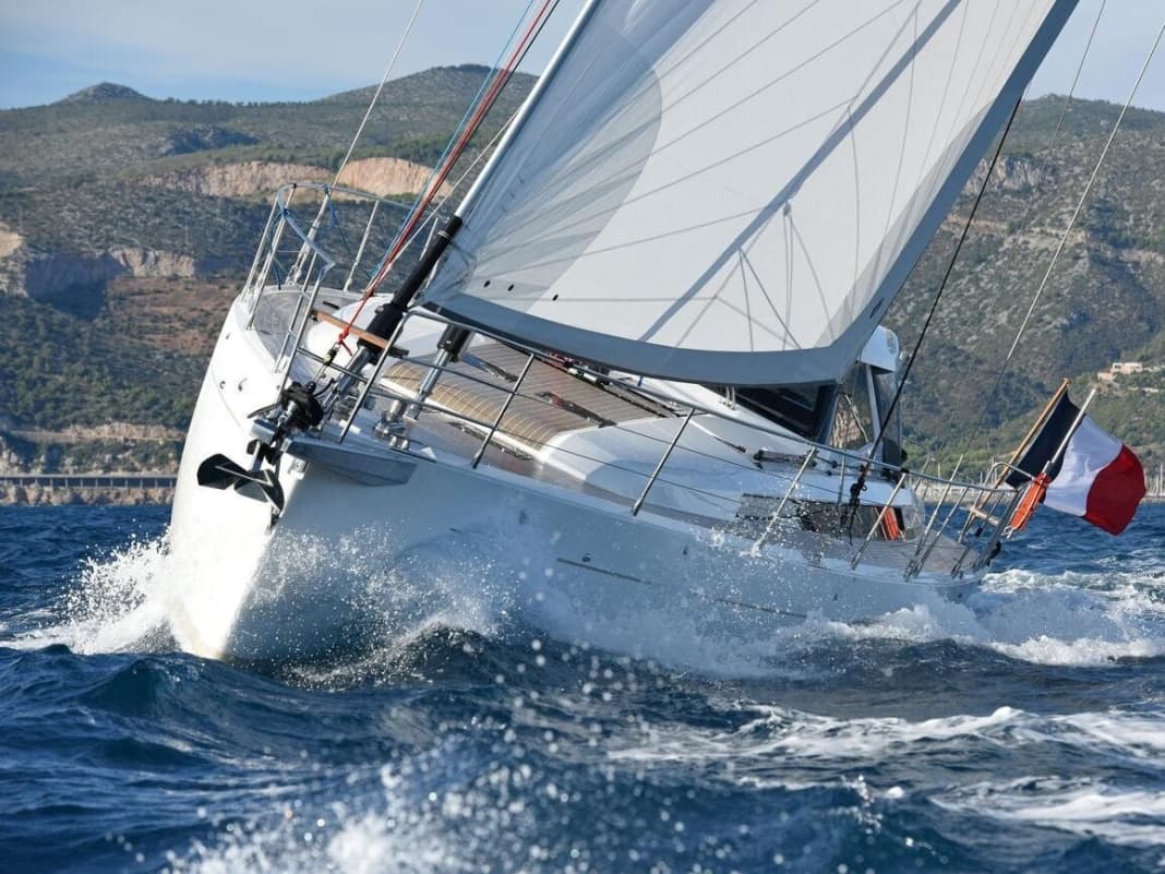 Von zart bis hart – was Europas Luxusyacht des Jahres kann