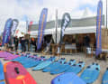 Das Test-Center und der surf-Stand sind direkt nebeneinander am Südstrand zu finden