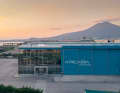 Berge und Wasser: Arcadia Yachts arbeitet nahe Pompeji am Golf von Neapel.
