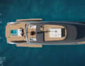 Bird's eye view. Here the pool at the stern is open.