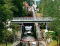 Impossible without locks: at Vrangfoss in southern Norway, the historic Telemark Canal crosses a 23 metre high rock face. In Germany, such lock stairs have now been replaced by individual large structures