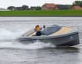 Die Rand Spirit 25 im Test auf der Elbe vor Hamburg