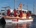 "Erich Koschubs" and volunteer lake helpers