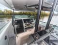 The T-top is supported several times and stands bombproof on the deck