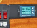 External battery monitor: If the settings can be adapted to Life batteries, a battery monitor indicates the state of charge independently of the BMS. A lead programme does not really fit, but with a charge factor of 100 percent and a Peukert coefficient of 1.0, it can still work in practice