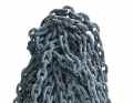 Tower construction: With hot-dip galvanised chains, damage and corrosion are clearly visible and they can be re-galvanised. One disadvantage is the rough surface, silt adheres well to the chain and it forms a tower in the anchor locker