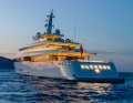... the flat aluminium superstructures with typical mast