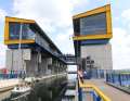 Spectator magnet boat lift: thanks to the larger trough, longer and more heavily laden ships can now use the Havel-Oder waterway