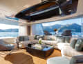 Natural cinema: The beach club opens up on three sides and benefits from the skylight.