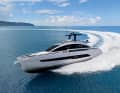 Gezähmtes Kraftpaket: Erstmals arbeiten im Motorenraum einer Pershing IPS- Einheiten von Volvo Penta. Dreimal  735 Kilowatt Leistung sorgen für einen  Topspeed von 34 Knoten bei viel Komfort –  ganz ohne Rooster Tail.