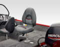 Variable seat, here on the rear casting deck: perfect for relaxed casting or watching the lures troll.