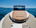 Sun-seekers will find their place on the foredeck.