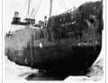 Verschwommene und ausgebli­chene Fotografien zeigen das 1931 vom arktischen Eis umschlossene Schiff.