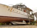 Die 23-Meter-Motoryacht lag über zwölf Jahre lang ungenutzt an Land.