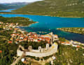 ....where the best oysters in the world thrive. Both neighbourhoods were protected by fortified walls