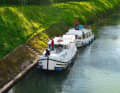 Warten auf das Schleusen in Saint-Aubin-sur-Yonne