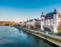 Uferpromenade entlang des Rheins