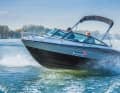 Our test boat is equipped with a MerCruiser petrol inboard engine (250 hp)