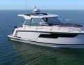 The high freeboard ensures less water on deck in waves