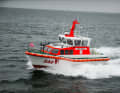 Mit dem Seenotrettungsboot "Romy Frank" der DGzRS-Station Fehmarn kamen die Seenotretter den vom Wasser eingeschlossenen Urlaubern zu Hilfe.