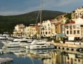 Die neue entstandene Feriensiedlung Luštica Bay mit Marina