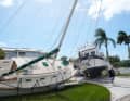 Von Hurrikan Milton an Land geworfen: Segel- und Motoryacht in Punta Gorda, Florida.