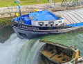 A drunk helmswoman crashed the cargo ship "La Primavera" into a lock gate on the Rhine