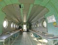 Tiefer "Einblick" in die Technik von früher:  Schnellboot und Hubschrauber im Museum in Rechlin