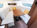 Jeanneau CC 10.5 WA: Sitting area