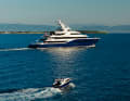 Abfahrt: "Angelique" geht auf Reisen. Der Tender hat ein eigenes Dock auf Höhe des Beachclubs.