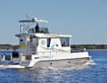An interesting idea: the robust Combo 38 houseboat catamaran.
