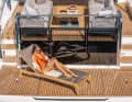 You can only feel at home here: the huge bathing platform and the modular cockpit