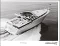 ChrisCraft 412 Amerosport, Baujahr 1987, In den Achtzigern die neue Mittelklasse aus den USA: Vollausstattung unter und über Deck mit allem Komfort. ChrisCraft ist Wegbereiter der Cabin-Cruiser