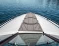 The "Kenyu" deck covering gives the foredeck in the centre and the bathing platform super slip resistance