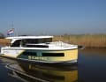 Delphia 11 Sedan (length: 10.77 m, width: 3.85 m, displacement: 6,815 kg, engine: 80 hp, CE category: B10/C14/D14)