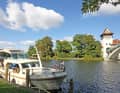 Berlin's south-east: public mooring at the Island of Youth