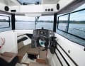 Pegazus 560 Top Fisher: Fahrstand innen