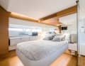Owner's realm: It extends over the full width of five metres and is brightened up by indirect lighting. Mirrors suggest size, ...